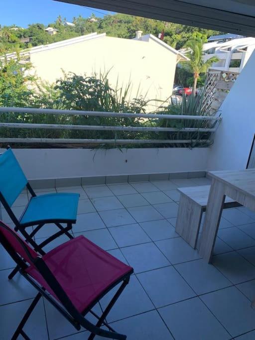 Petit Prix Et Grand Confort A Saint Gilles Les Bains Ngoại thất bức ảnh
