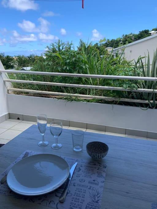 Petit Prix Et Grand Confort A Saint Gilles Les Bains Ngoại thất bức ảnh